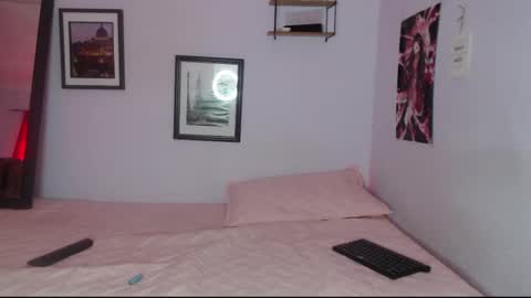 Snapshot of sweetybrenda_ chatting on March 8, 2025, 7:20 pm Brenda online show from March 8, 2025, 7:20 pm