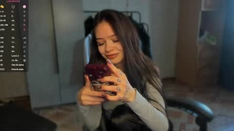 Snapshot of sweetydeviliya chatting on June 18, 2026, 4:02 am sweetydeviliya online show from June 18, 2026, 4:02 am