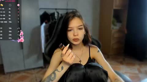 Snapshot of sweetydeviliya chatting on July 20, 2026, 6:17 am sweetydeviliya online show from July 20, 2026, 6:17 am