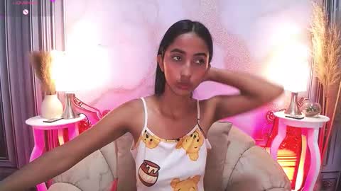 LAURA online show from September 11, 2025, 12:16 pm