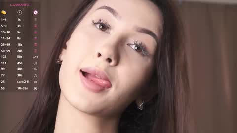 Astrid online show from September 25, 2025, 6:50 am