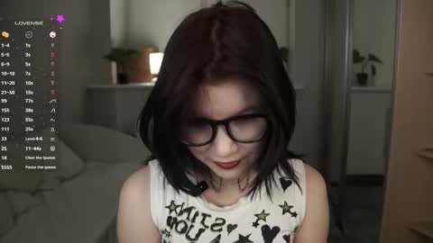 Astrid online show from January 6, 2026, 6:22 pm