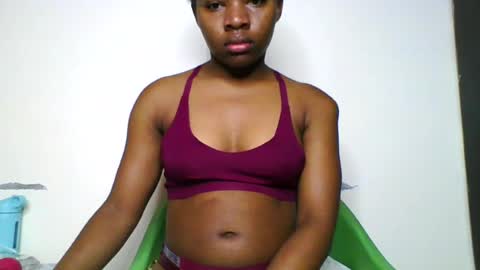 Snapshot of swit_candy chatting on July 12, 2026, 1:18 am Candy online show from July 12, 2026, 1:18 am