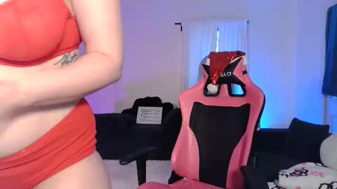 Snapshot of switchykitty chatting on January 15, 2026, 9:29 pm ashley blayde online show from January 15, 2026, 9:29 pm