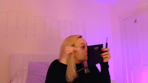 Snapshot of switchykitty chatting on March 2, 2026, 11:55 pm ashley blayde online show from March 2, 2026, 11:55 pm