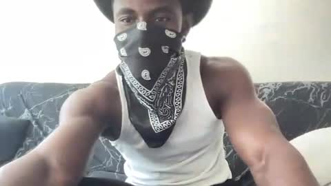 swolebrahxx online show from August 3, 2026, 4:11 pm