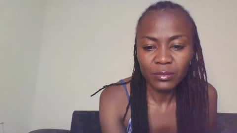 Snapshot of swtebony1 chatting on April 21, 2026, 10:23 pm ALICIA online show from April 21, 2026, 10:23 pm