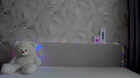 Ana online show from February 20, 2025, 10:48 am