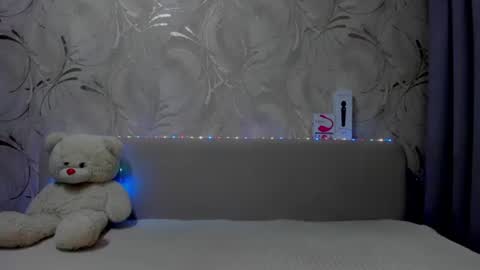 Ana online show from February 22, 2025, 1:55 am