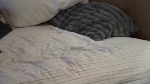 Snapshot of sxymn123 chatting on February 13, 2025, 8:38 am SissyDenver online show from February 13, 2025, 8:38 am