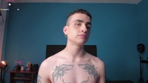 Snapshot of syd_onnfire chatting on December 5, 2025, 7:43 pm Syd online show from December 5, 2025, 7:43 pm