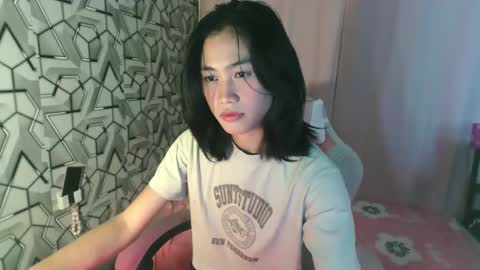 sydnyxox1 online show from May 3, 2026, 2:39 am
