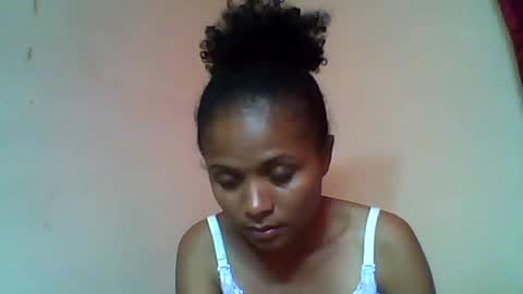 Snapshot of sylvaniah01 chatting on May 16, 2026, 12:15 pm sylvaniah01 online show from May 16, 2026, 12:15 pm