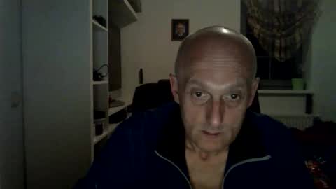 sylverstart92 online show from March 7, 2025, 8:44 pm