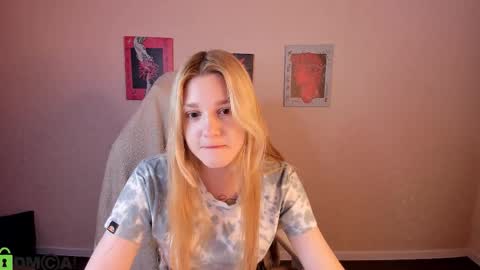 Snapshot of sylvia_ortiz chatting on October 2, 2025, 8:10 am Sylvia online show from October 2, 2025, 8:10 am