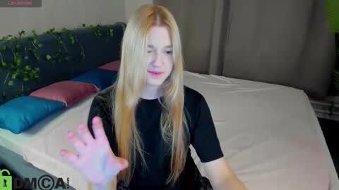 Snapshot of sylvia_ortiz chatting on November 22, 2025, 9:08 am Sylvia online show from November 22, 2025, 9:08 am