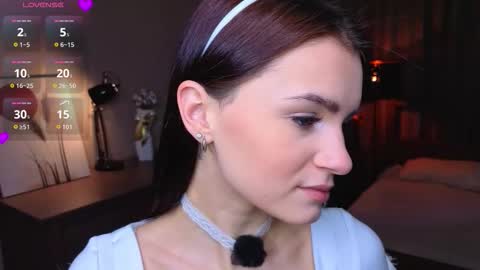 Snapshot of synne_glows chatting on September 11, 2025, 7:08 am Eva online show from September 11, 2025, 7:08 am