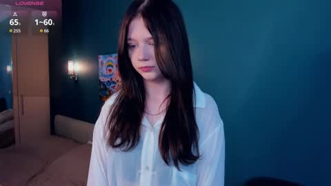 Emily online show from September 28, 2025, 4:18 am