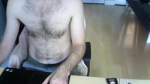 Snapshot of systemd8000 chatting on January 5, 2025, 8:42 pm Systemd 8000 online show from January 5, 2025, 8:42 pm