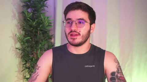 t0ny_wylie online show from May 25, 2026, 12:55 pm