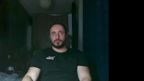 Snapshot of t_huracane chatting on May 16, 2026, 5:01 pm Huracane online show from May 16, 2026, 5:01 pm