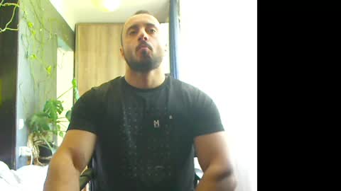 Snapshot of t_huracane chatting on May 28, 2026, 7:27 am Huracane online show from May 28, 2026, 7:27 am