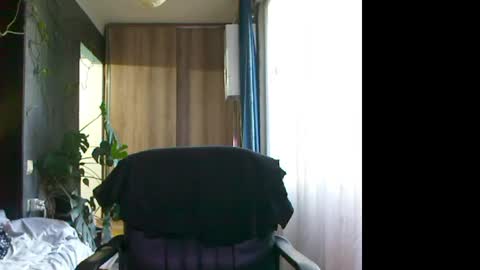 Snapshot of t_huracane chatting on May 31, 2026, 4:25 pm Huracane online show from May 31, 2026, 4:25 pm