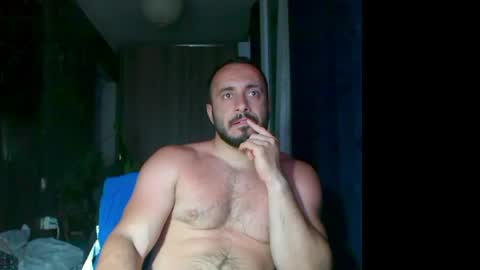 Snapshot of t_huracane chatting on June 4, 2026, 7:09 pm Huracane online show from June 4, 2026, 7:09 pm
