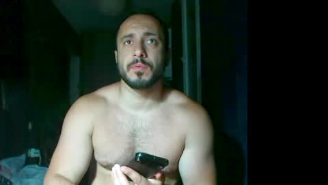 Snapshot of t_huracane chatting on June 6, 2026, 5:28 pm Huracane online show from June 6, 2026, 5:28 pm