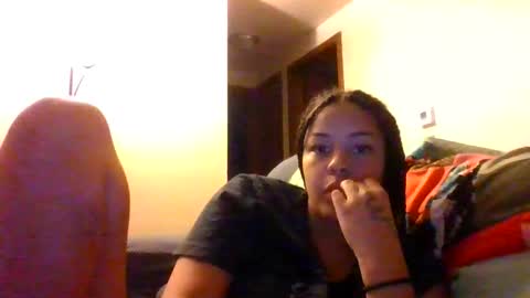 Snapshot of t_princess_t chatting on November 13, 2025, 4:11 am t_princess_t online show from November 13, 2025, 4:11 am