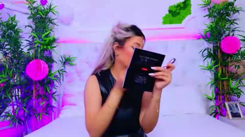 Arianna online show from September 22, 2025, 12:29 pm