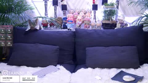 Snapshot of taanni_bc chatting on October 7, 2025, 6:16 pm TAANNI online show from October 7, 2025, 6:16 pm