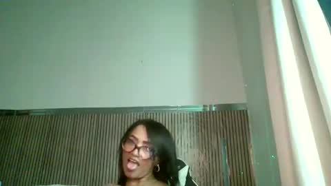 yameil online show from April 23, 2026, 8:11 pm