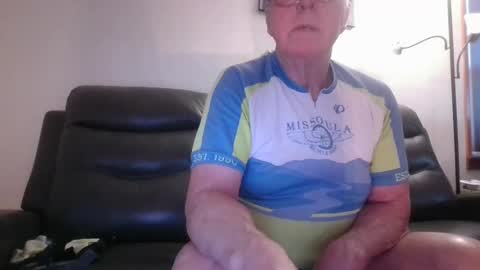 Snapshot of tacrunner66_ chatting on February 11, 2025, 3:18 pm tacrunner66_ online show from February 11, 2025, 3:18 pm