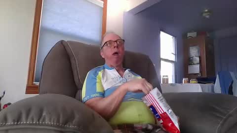 Snapshot of tacrunner66_ chatting on March 5, 2025, 10:43 pm tacrunner66_ online show from March 5, 2025, 10:43 pm