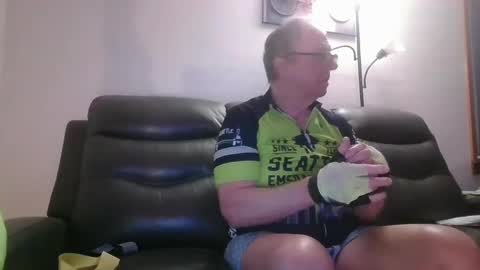 tacrunner66_ online show from March 11, 2025, 1:56 pm