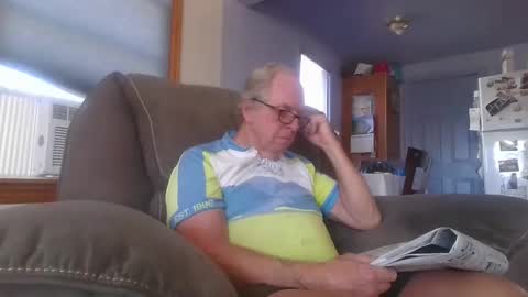 tacrunner66_ online show from September 20, 2025, 10:00 pm