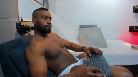 Snapshot of tafari_1 chatting on January 27, 2025, 11:22 pm Tafari Zulu online show from January 27, 2025, 11:22 pm