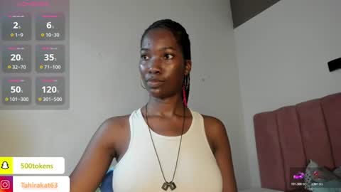 Snapshot of tahira_21 chatting on June 21, 2026, 8:33 pm Tahira online show from June 21, 2026, 8:33 pm