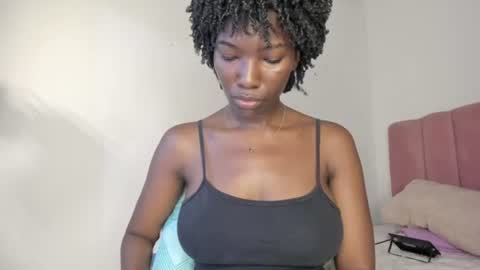 Snapshot of tahira_21 chatting on July 6, 2026, 8:22 pm Tahira online show from July 6, 2026, 8:22 pm