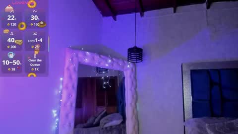 Taissa online show from October 22, 2025, 8:41 pm