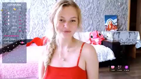 Snapshot of taissia_sweet chatting on August 4, 2026, 8:06 am Im Taya online show from August 4, 2026, 8:06 am