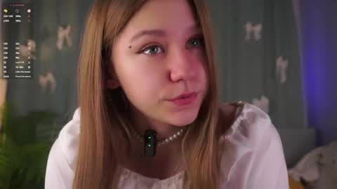 Molly online show from May 19, 2026, 1:11 am