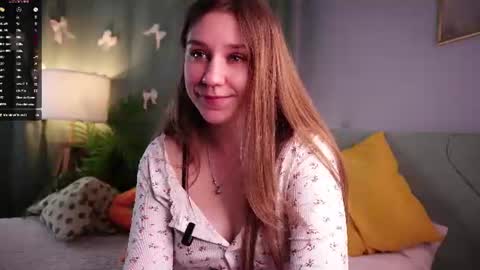 Molly online show from July 5, 2026, 1:45 am