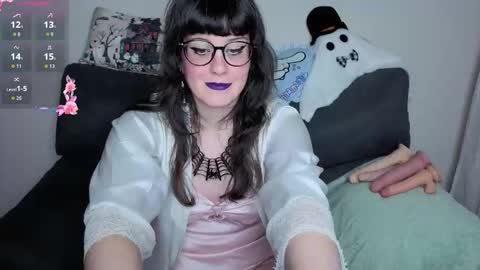 Snapshot of talia_bloodina chatting on November 25, 2025, 2:22 am Talia Bloodina online show from November 25, 2025, 2:22 am