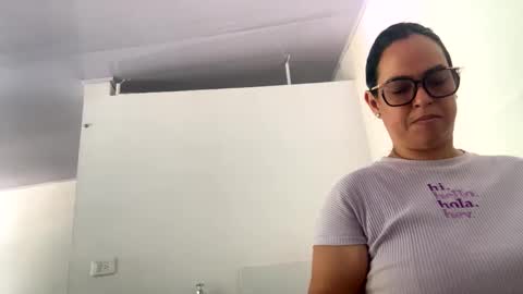 Snapshot of talianavega chatting on October 28, 2025, 5:15 pm tali online show from October 28, 2025, 5:15 pm