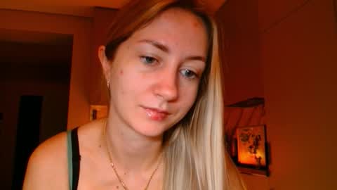  Kira  online show from December 15, 2025, 6:06 am