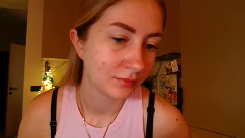  Kira  online show from March 10, 2026, 6:29 am