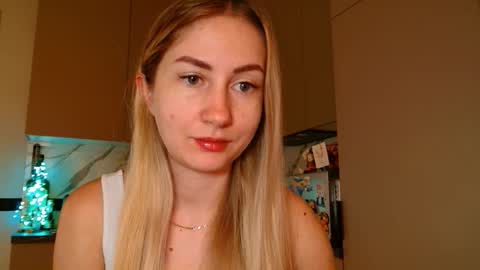  Kira  online show from March 11, 2026, 7:03 am