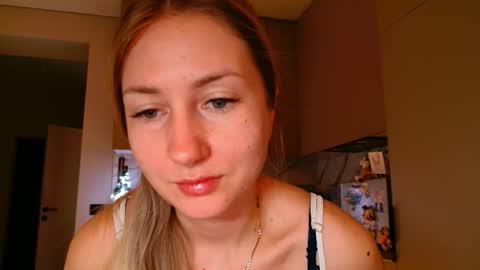  Kira  online show from March 17, 2026, 6:17 am